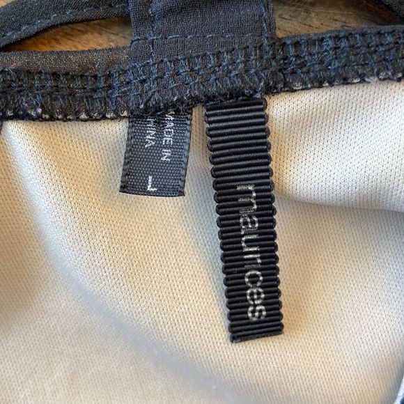 Maurices fancy tank  - Picture 8 of 11
